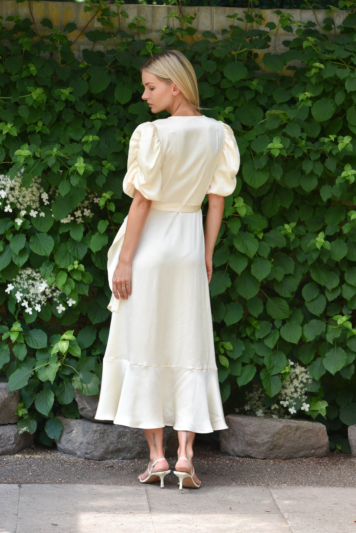 Sinda Kjole, Pale Yellow