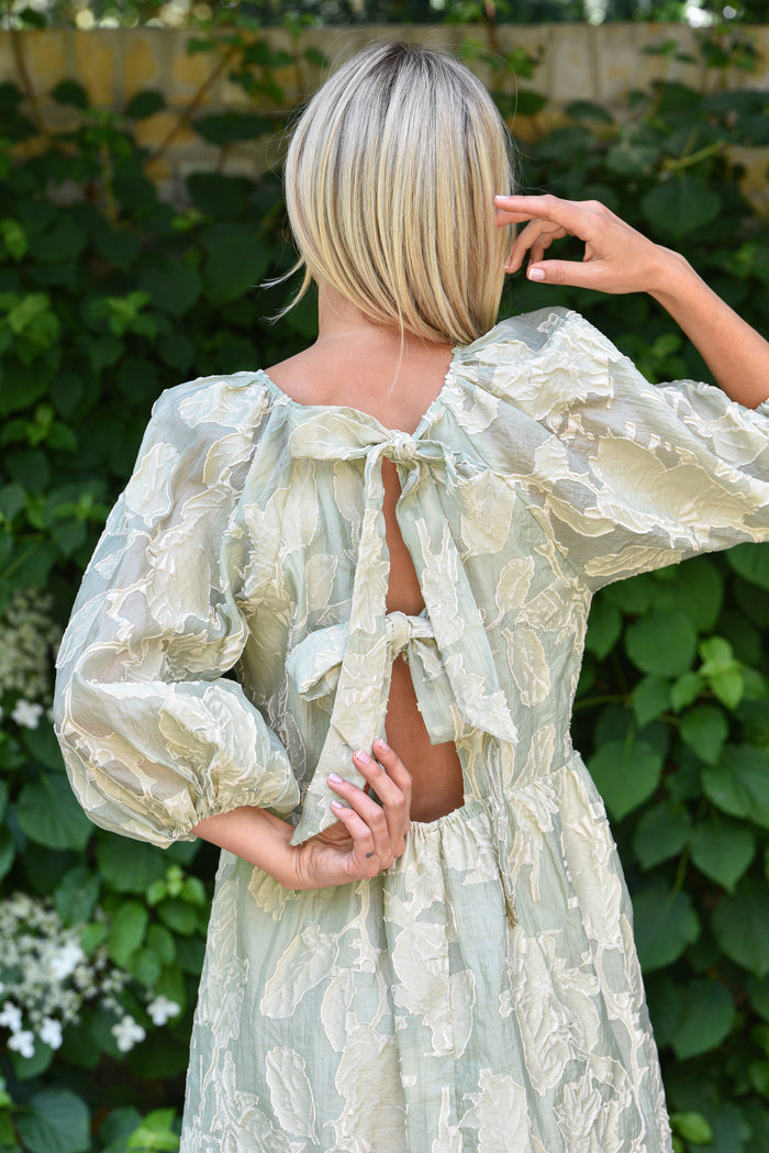 Janah Kjole, Dusty Green