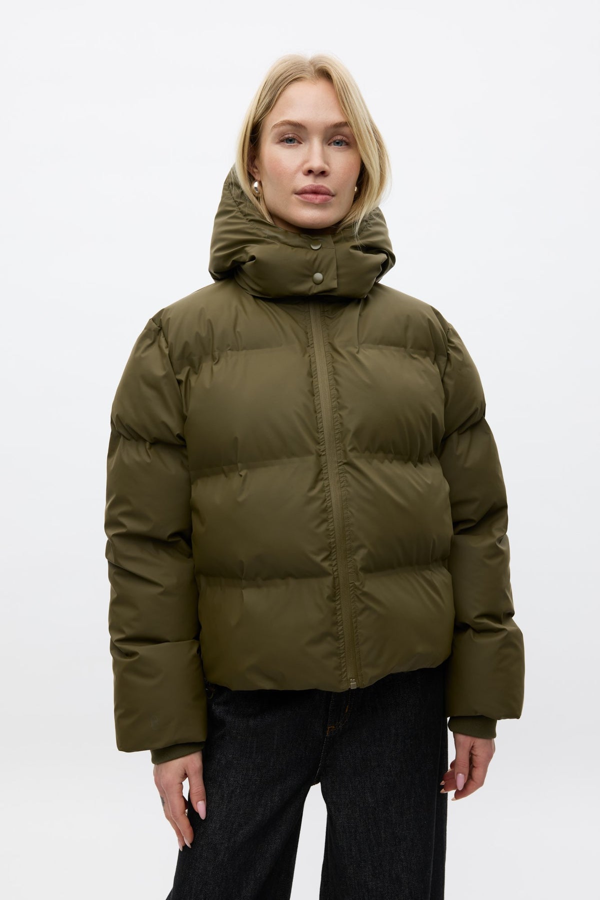 Leo Jakke, Dark Olive