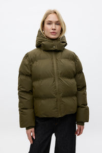 Leo Jakke, Dark Olive
