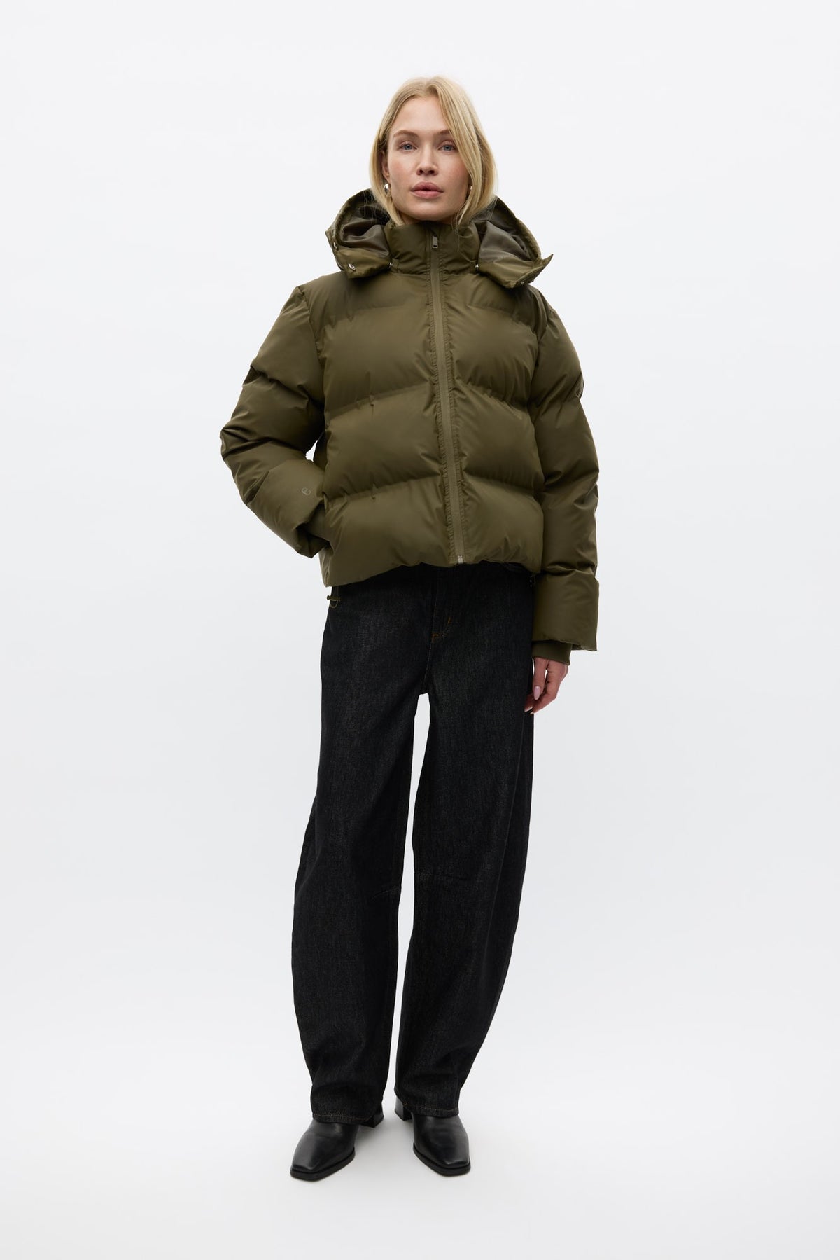 Leo Jakke, Dark Olive