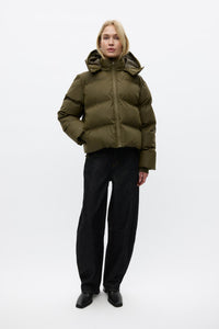 Leo Jakke, Dark Olive
