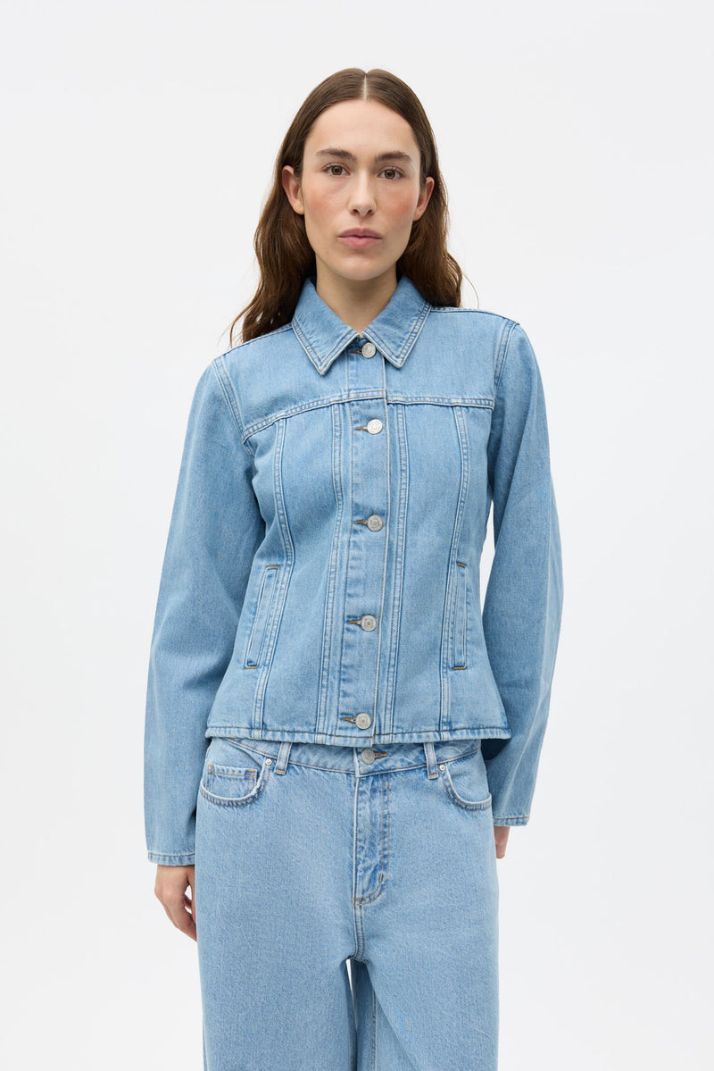Eve Jakke, Mid Light Blue