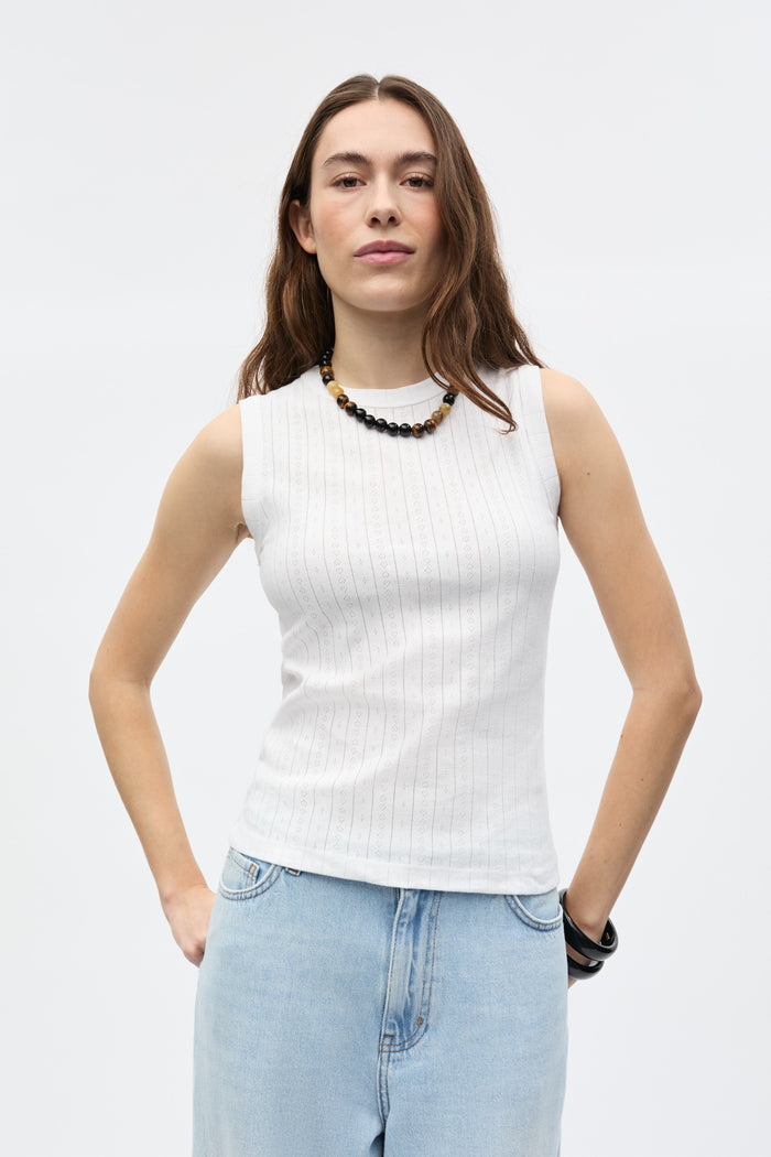 Volvi Top, Hvid m. Broderi