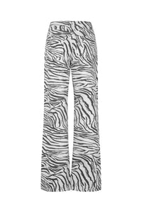 Bree Jeans, Zebra