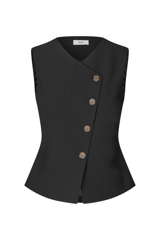 Mathilde Vest, Sort