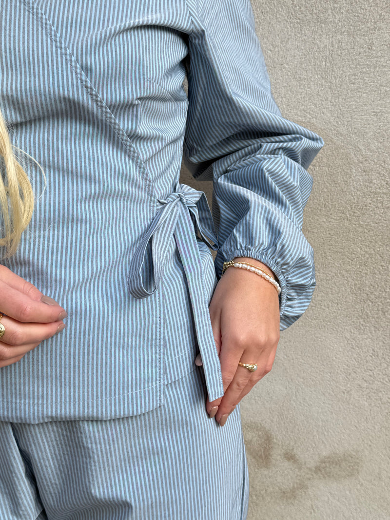 Lydia Top, Navy/Azure Stribet