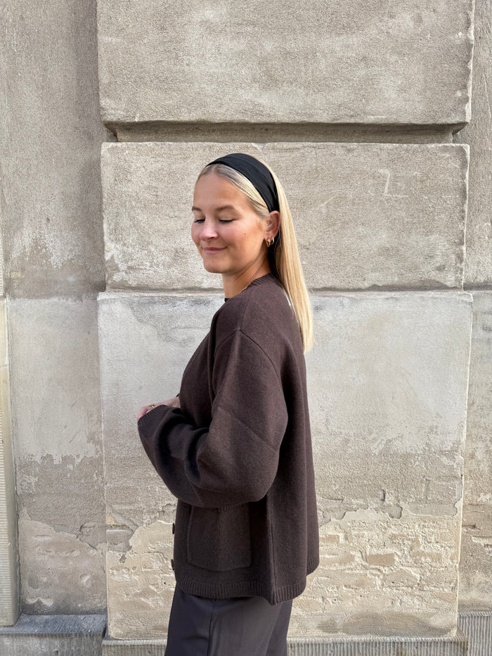 Elise Strik Cardigan, Chocolate Torte