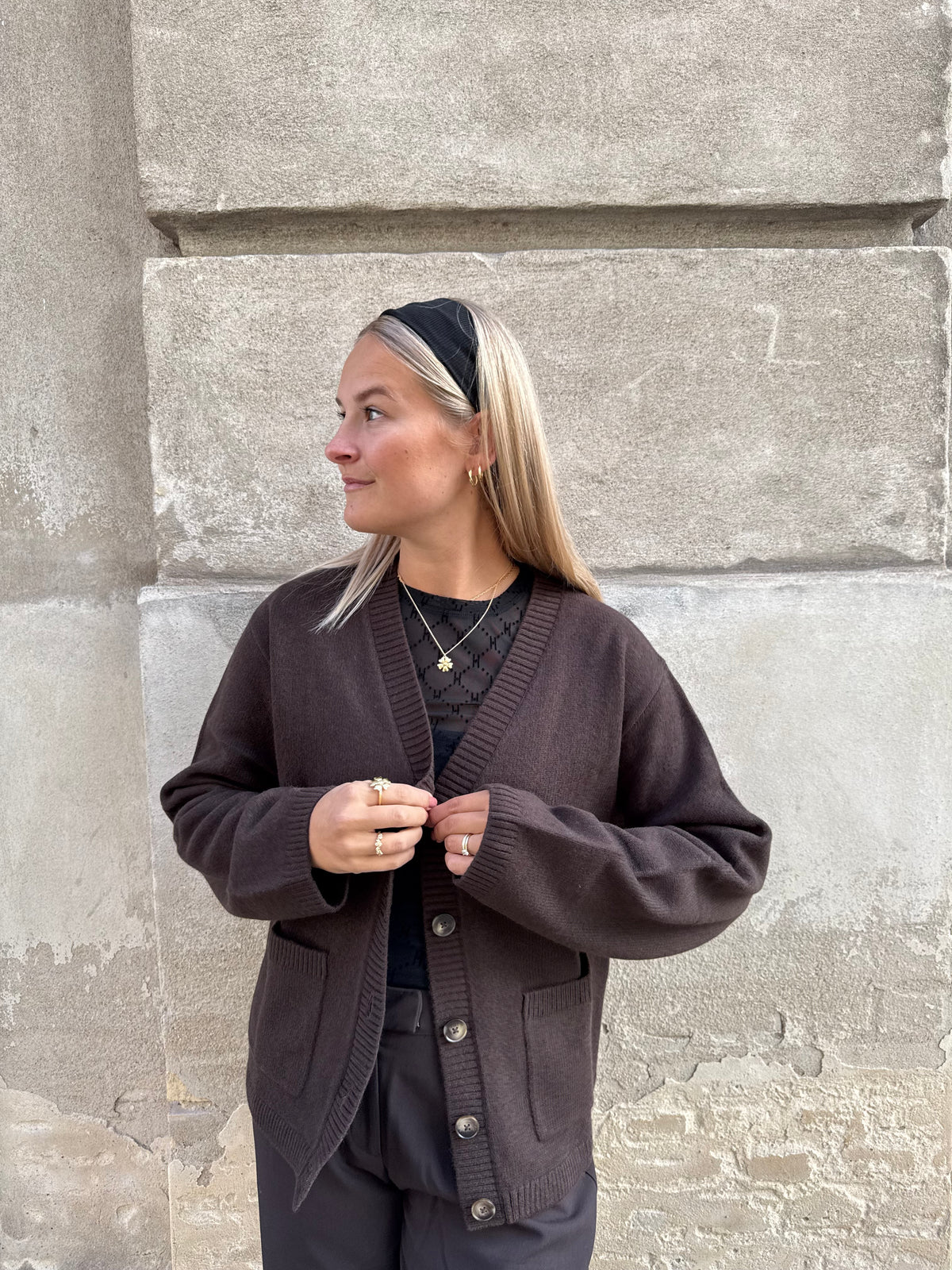 Elise Strik Cardigan, Chocolate Torte