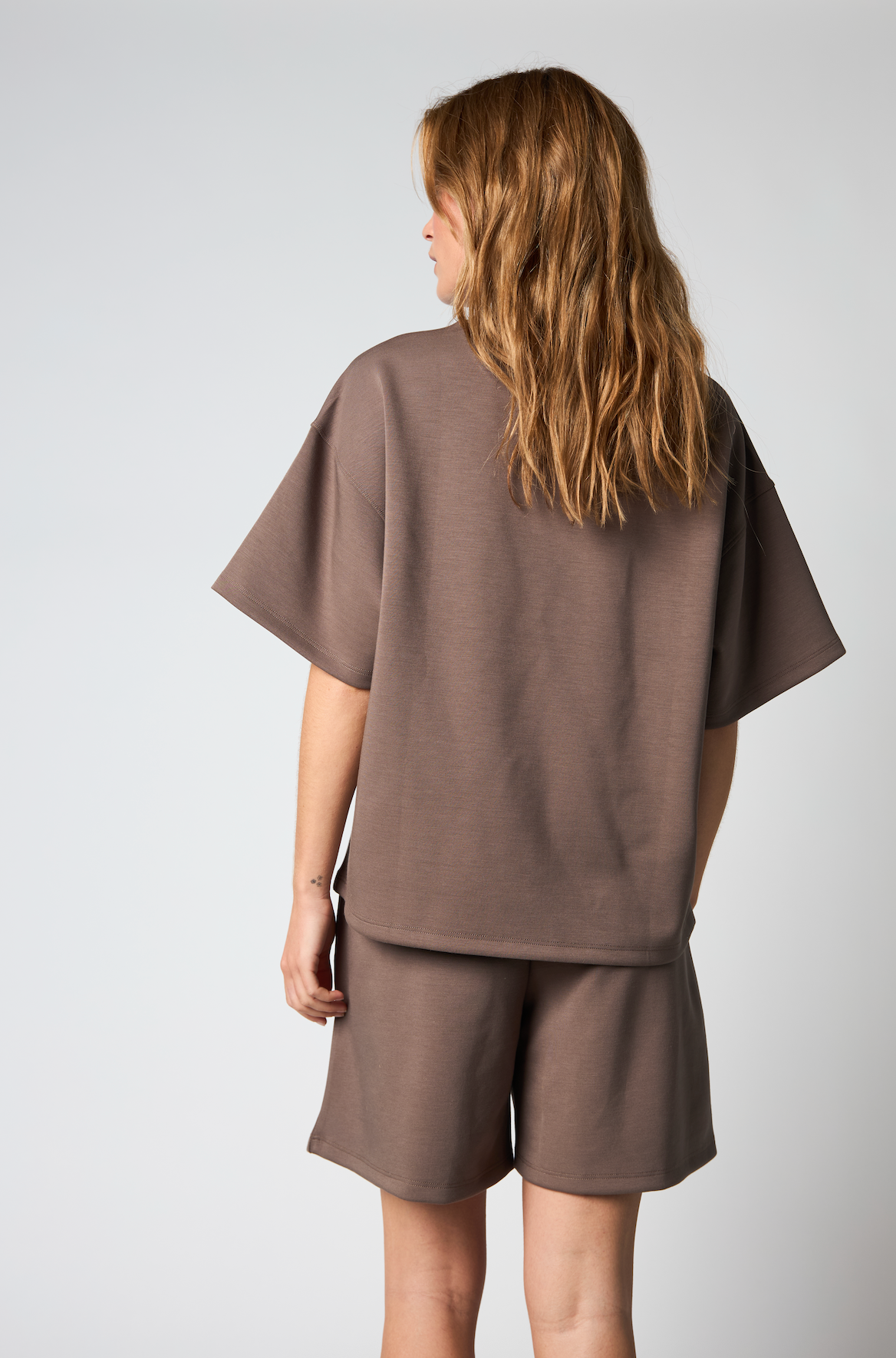 HTD Shorts, Brun