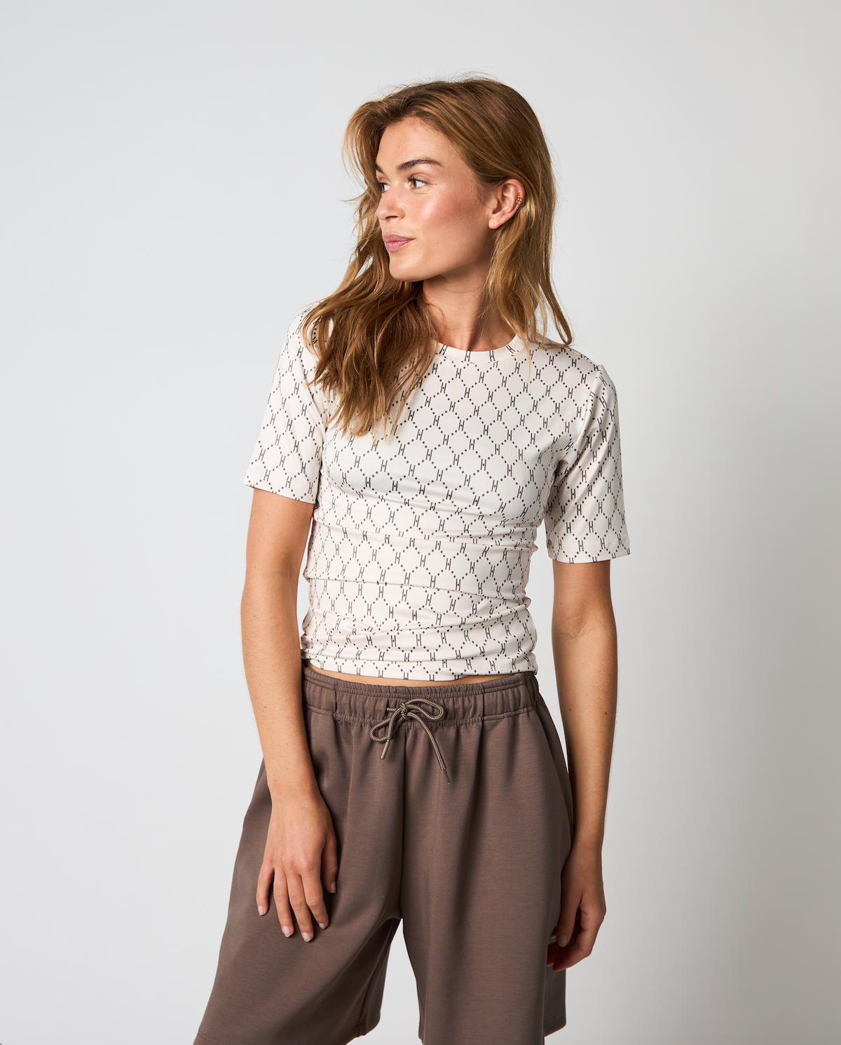 HTD Shorts, Brun