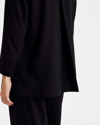 HTD Blazer, Sort