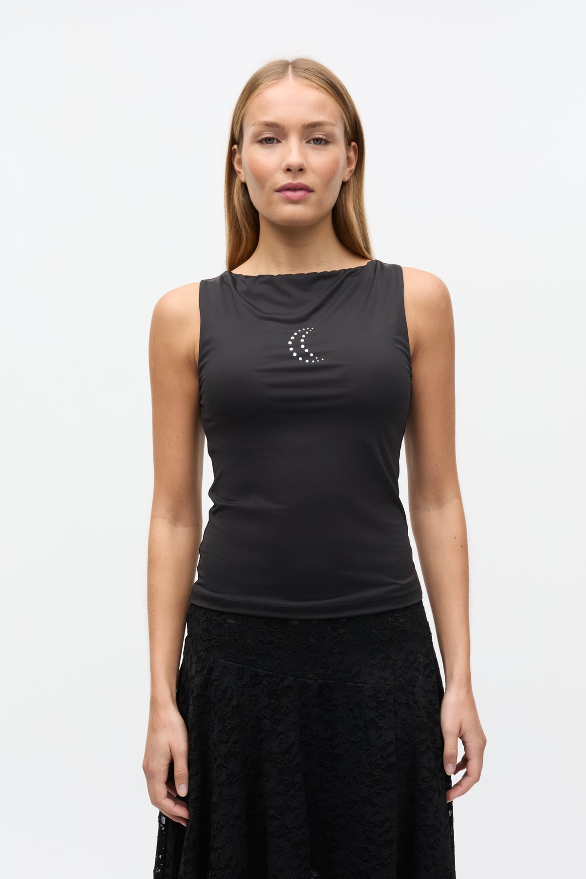 Scorpion Top, Sort Måne